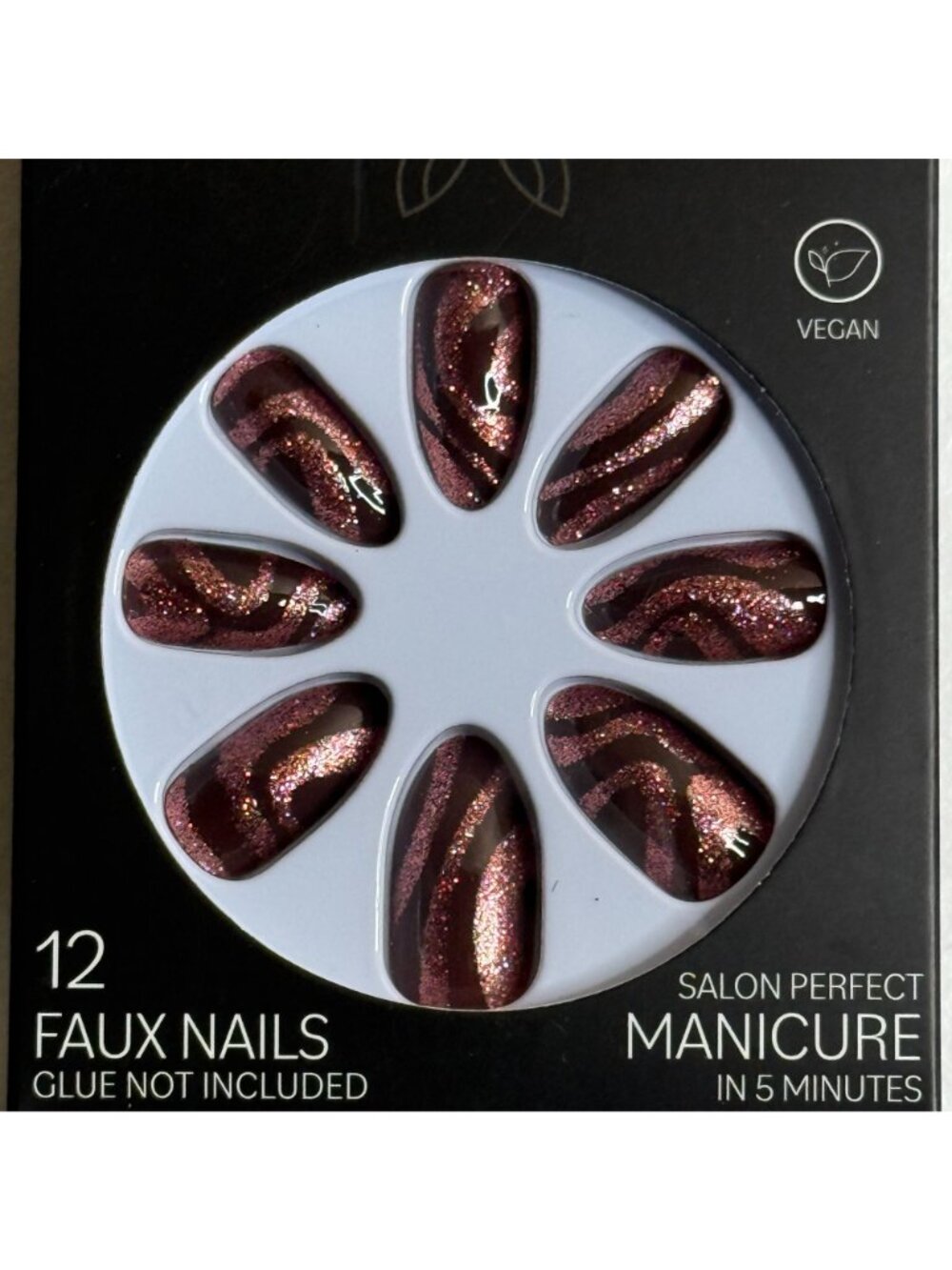 Pretty Woman Glitter Rose Faux Nails | 12-Piece Press On Manicure - Picture 3 of 4
